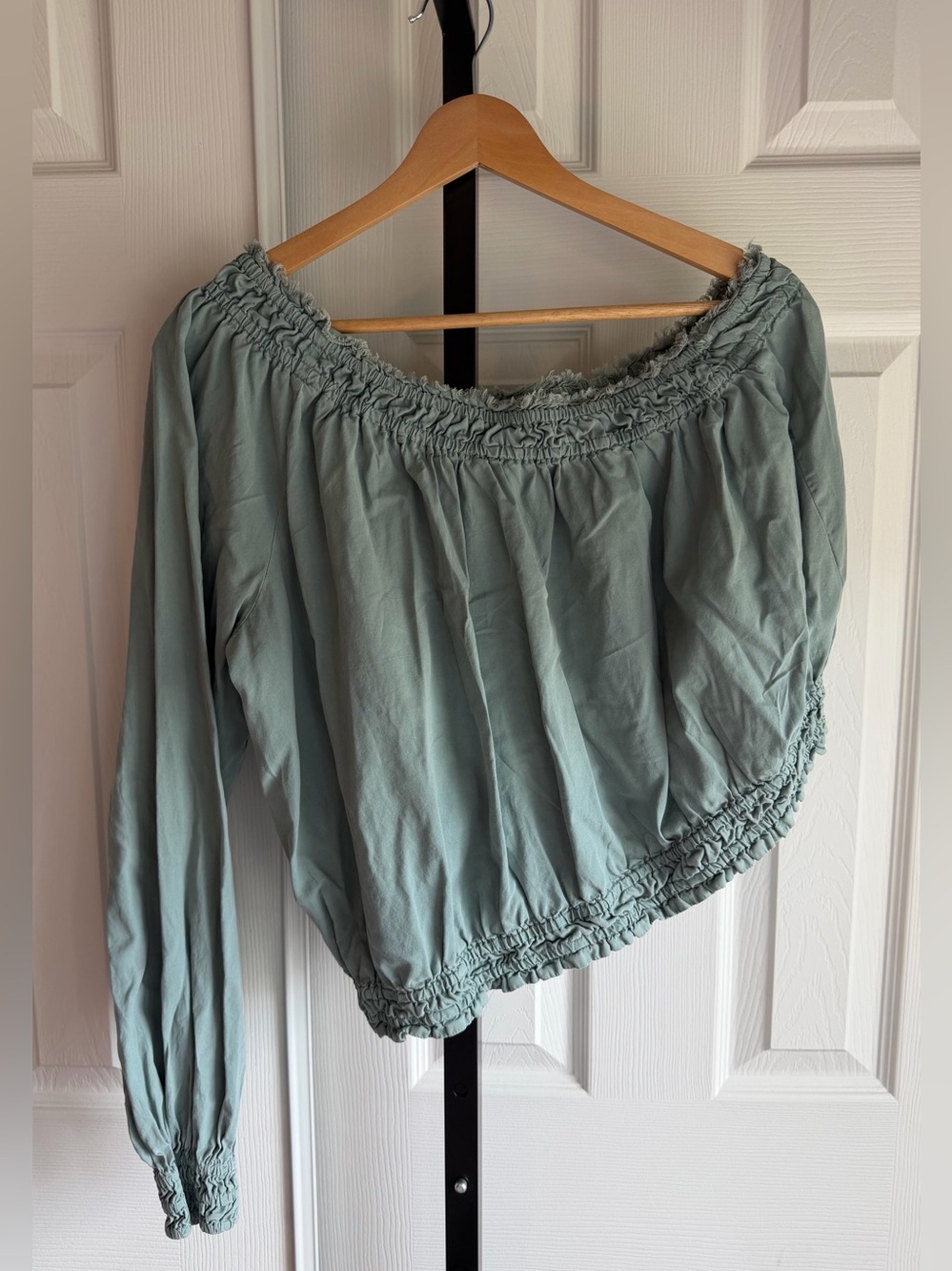 Free People Annabelle Asymmetrical Top
Women’s Size: M - Picture 3 of 8